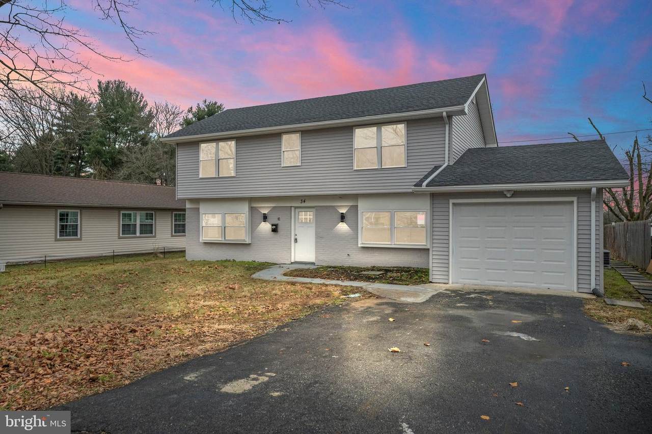 34 Hinsdale Lane - Photo 1