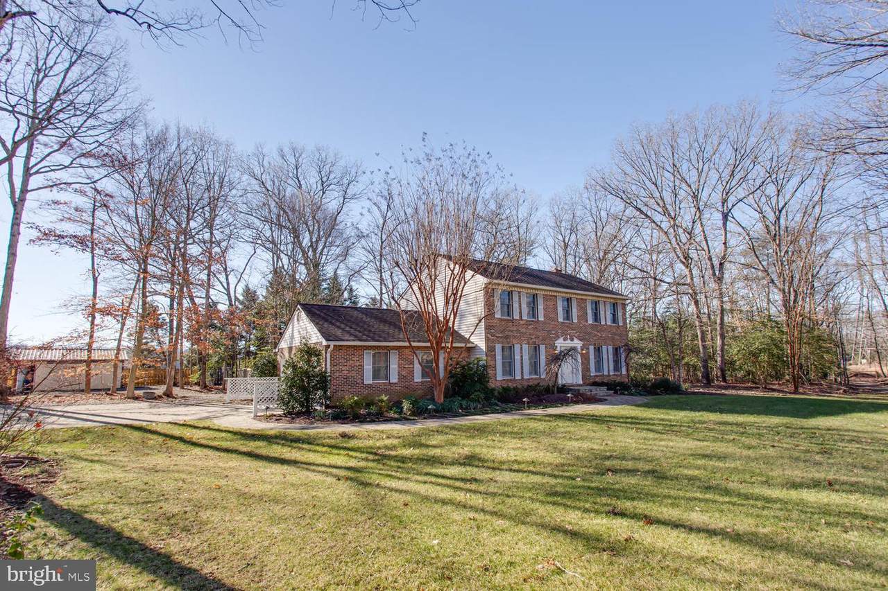 6111 Hawkins Gate Road - Photo 1