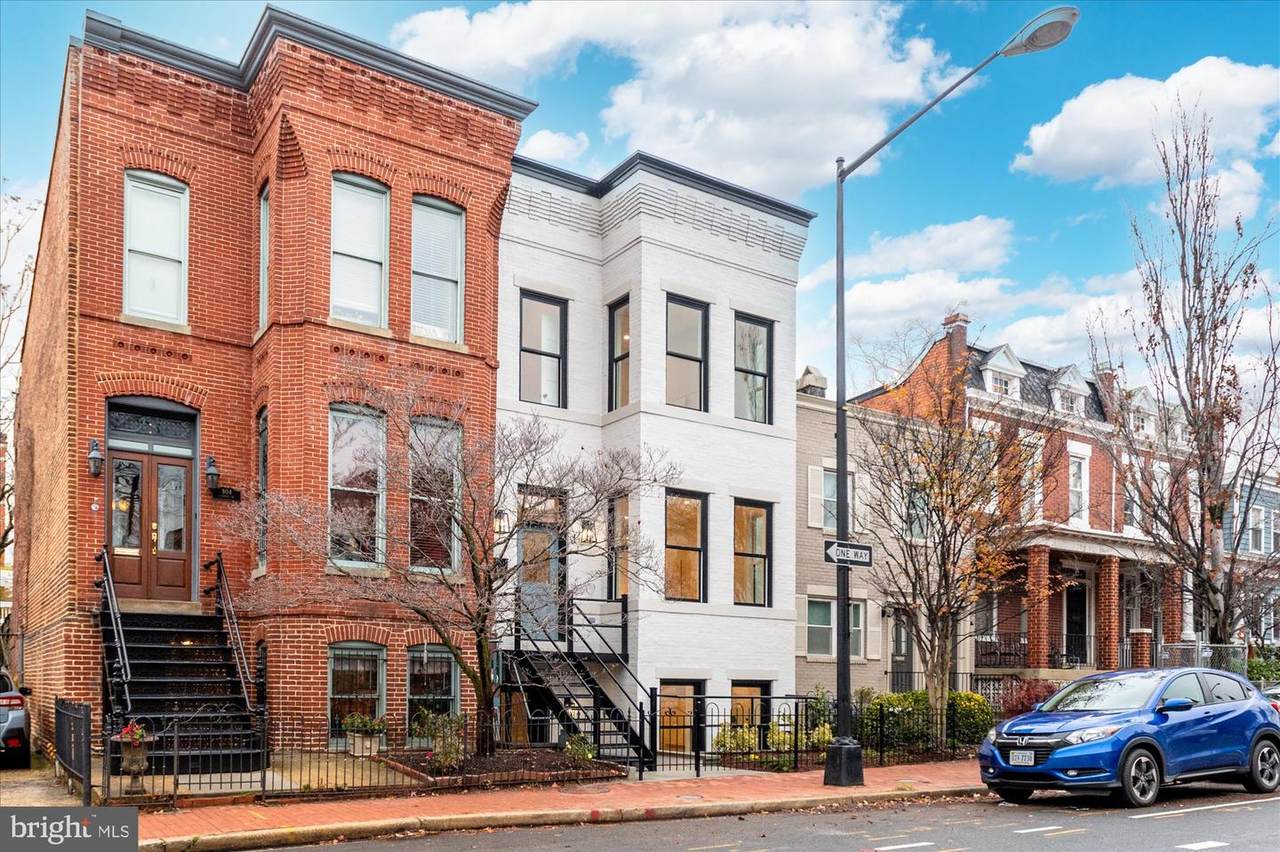 810 C Street - Photo 1