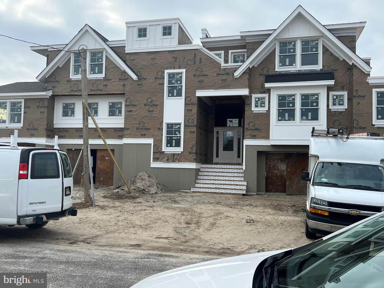 1602 Bayview Avenue - Photo 1