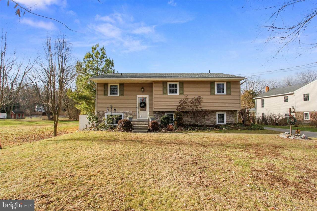 329 Park Heights Boulevard - Photo 1