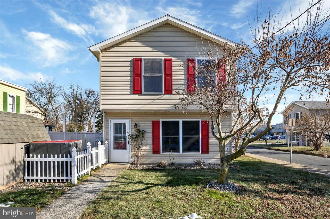 19 Chestnut Street - Photo 1