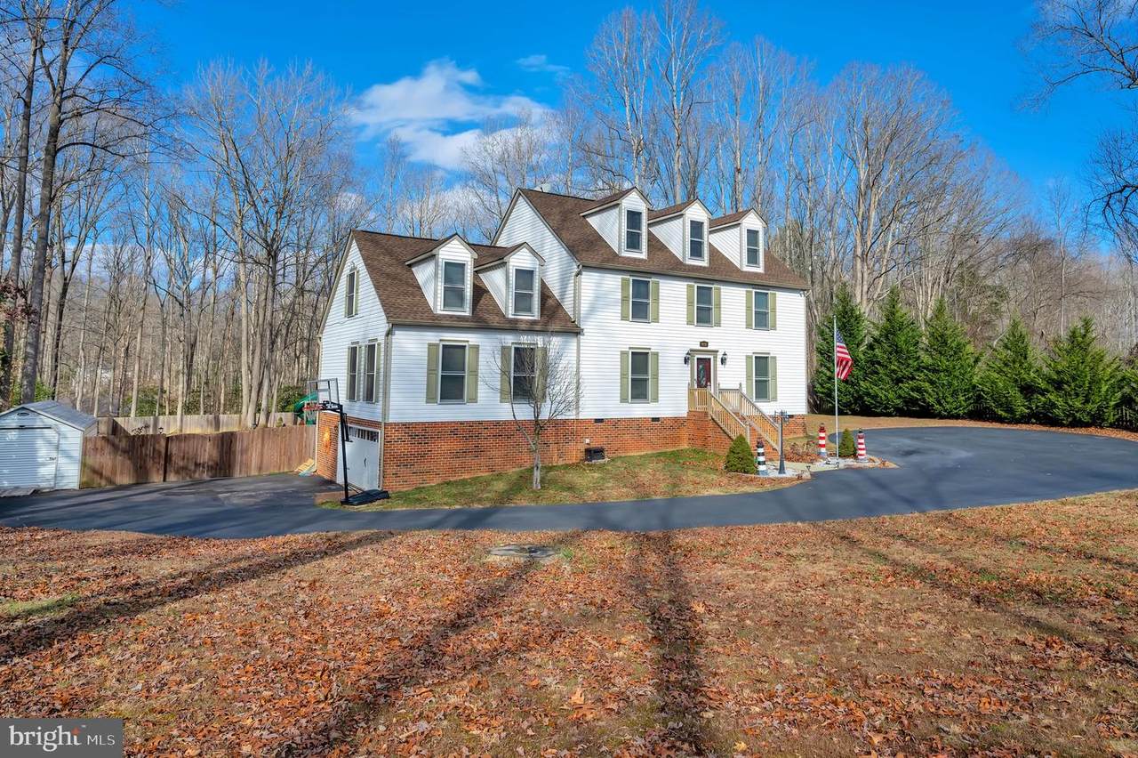 8930 Lake Anna Parkway - Photo 1