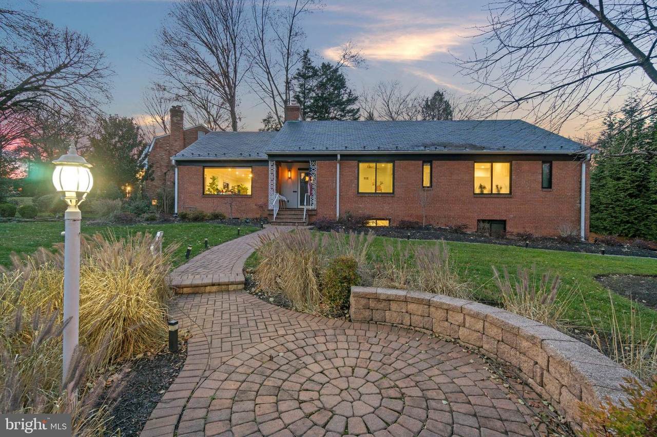 7900 Glendale Road - Photo 1