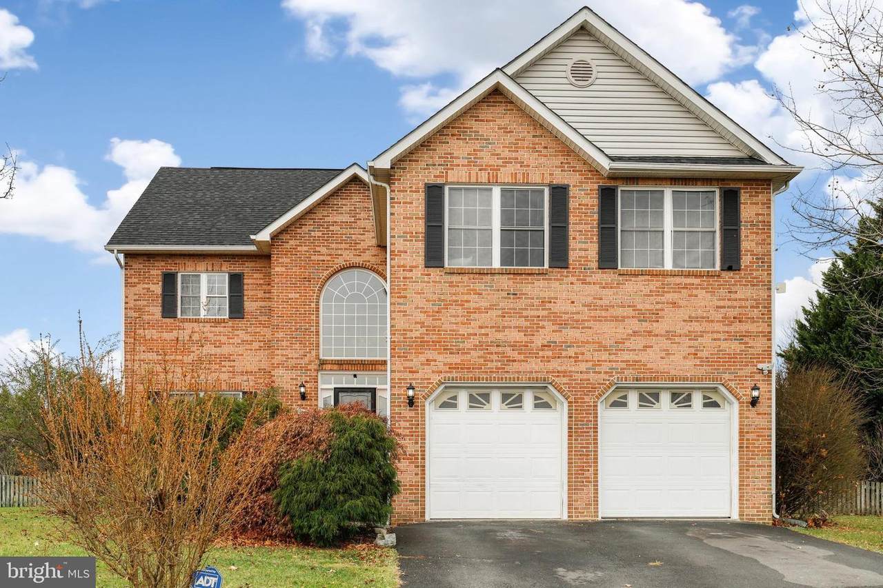 110 Atoka Drive - Photo 1