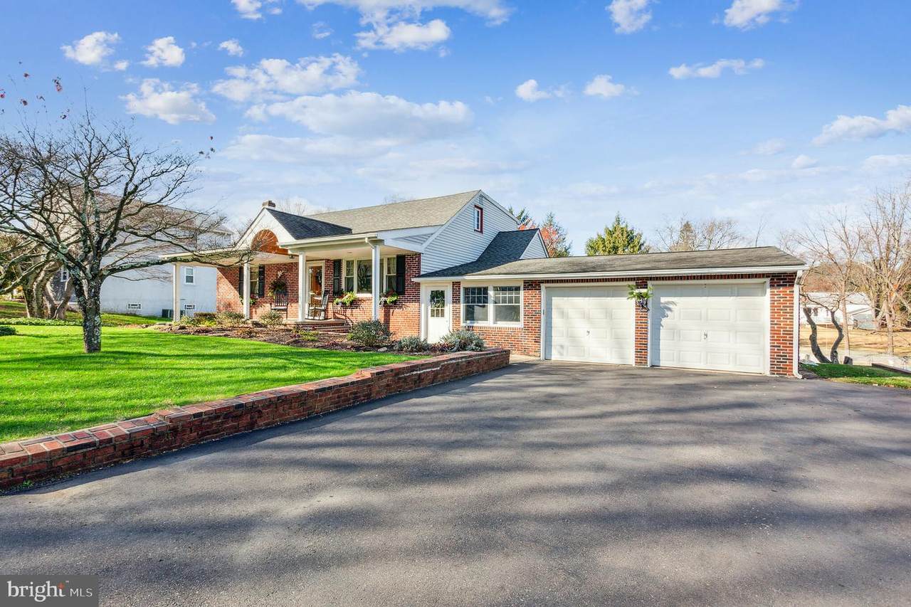 62 Springdale Avenue - Photo 1