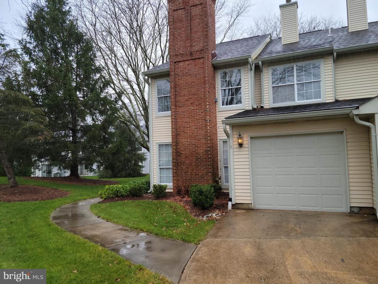 6 Dorset Court - Photo 1