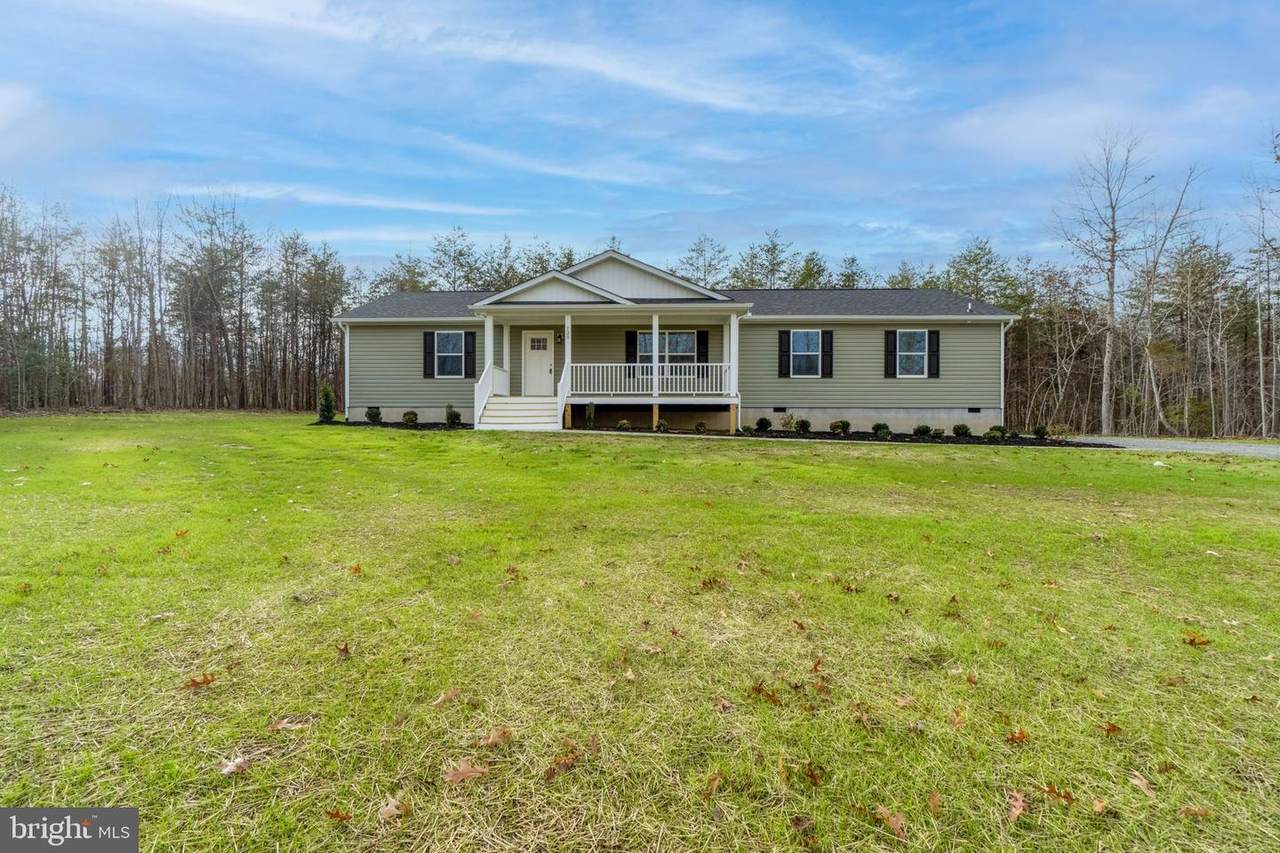 125 Hotchkiss Drive - Photo 1