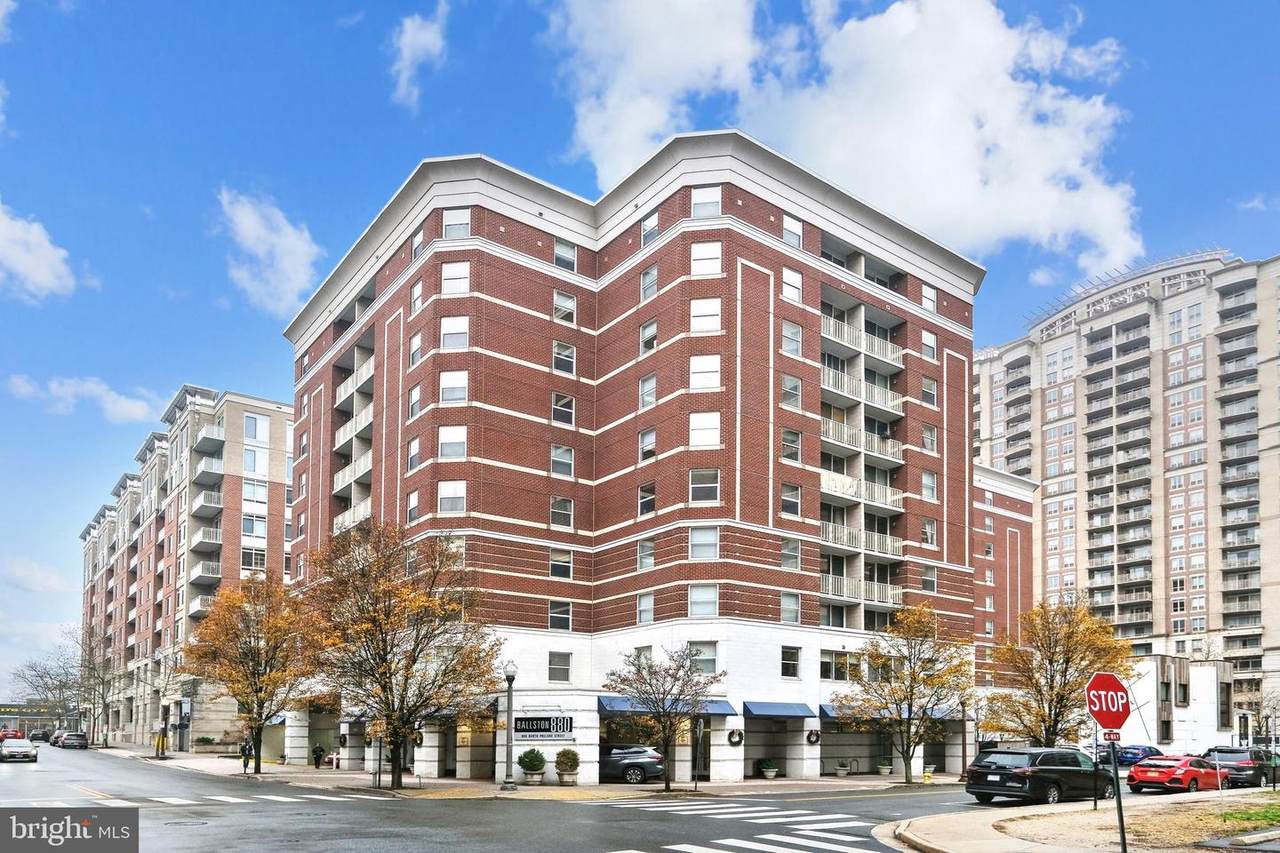 880 Pollard Street - Photo 1