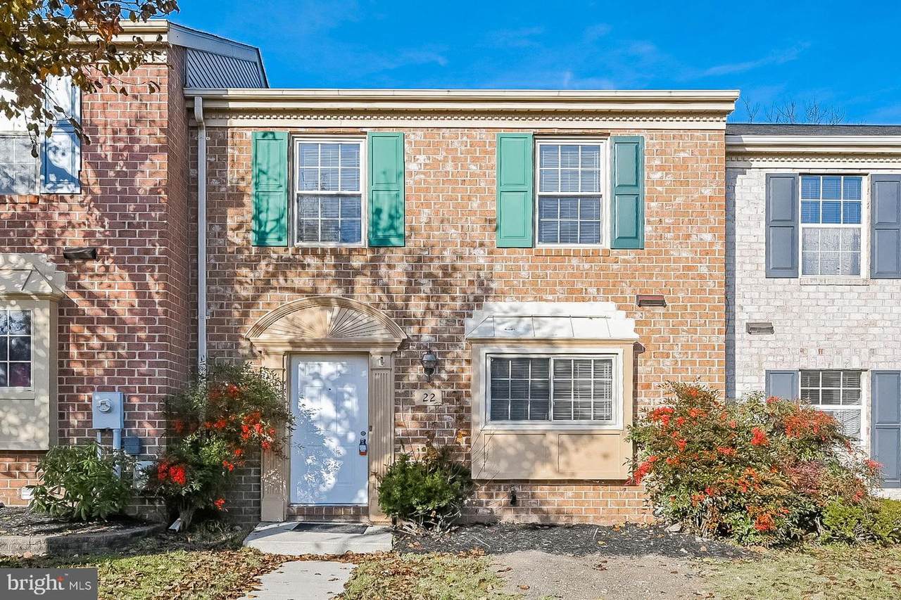 22 Redding - Photo 1