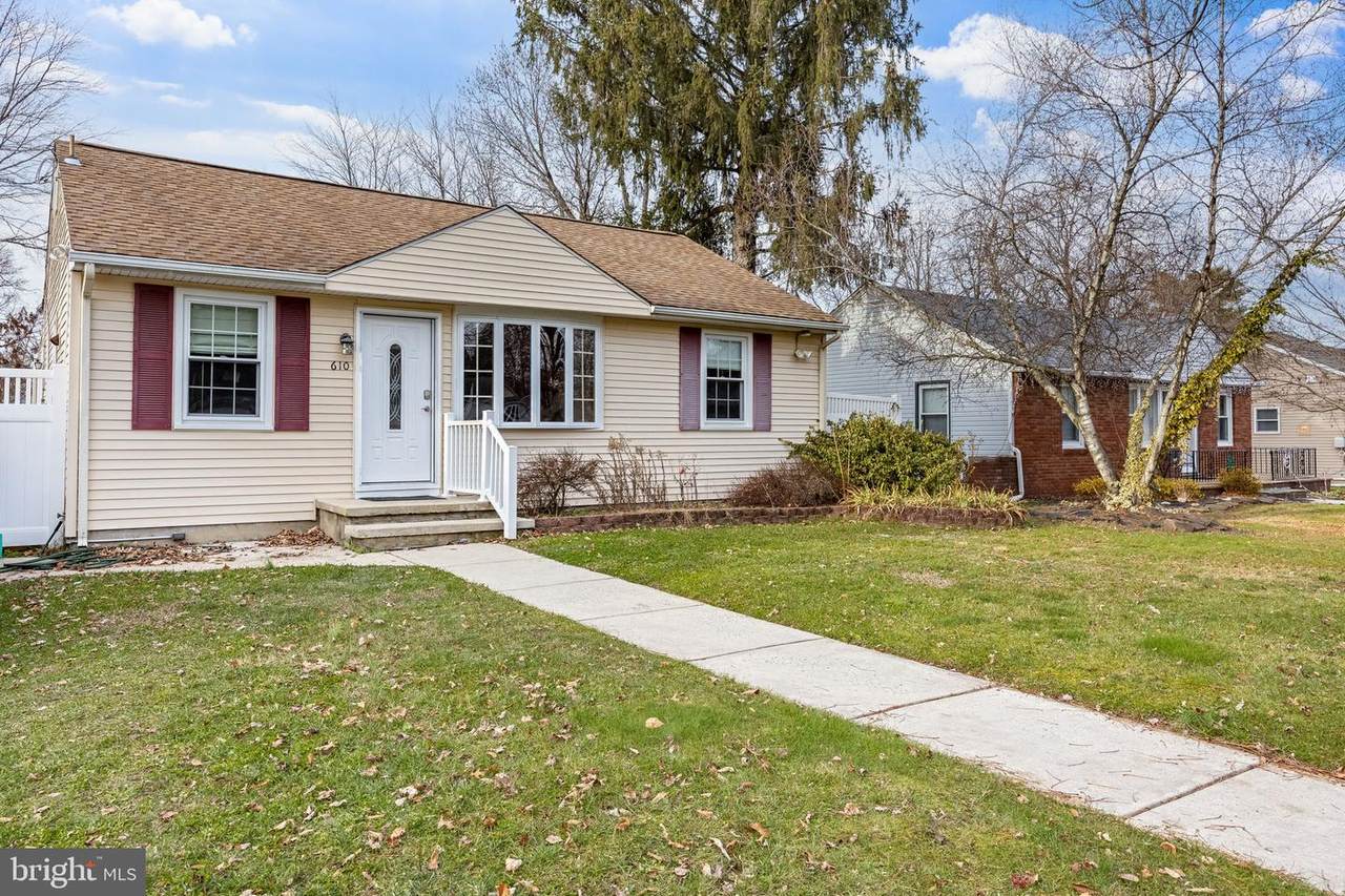 610 Helena Avenue - Photo 1