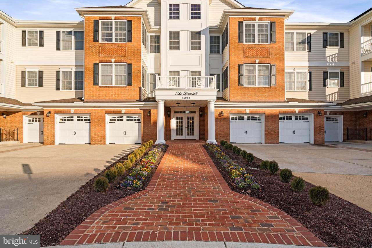 15221 Royal Crest Drive - Photo 1