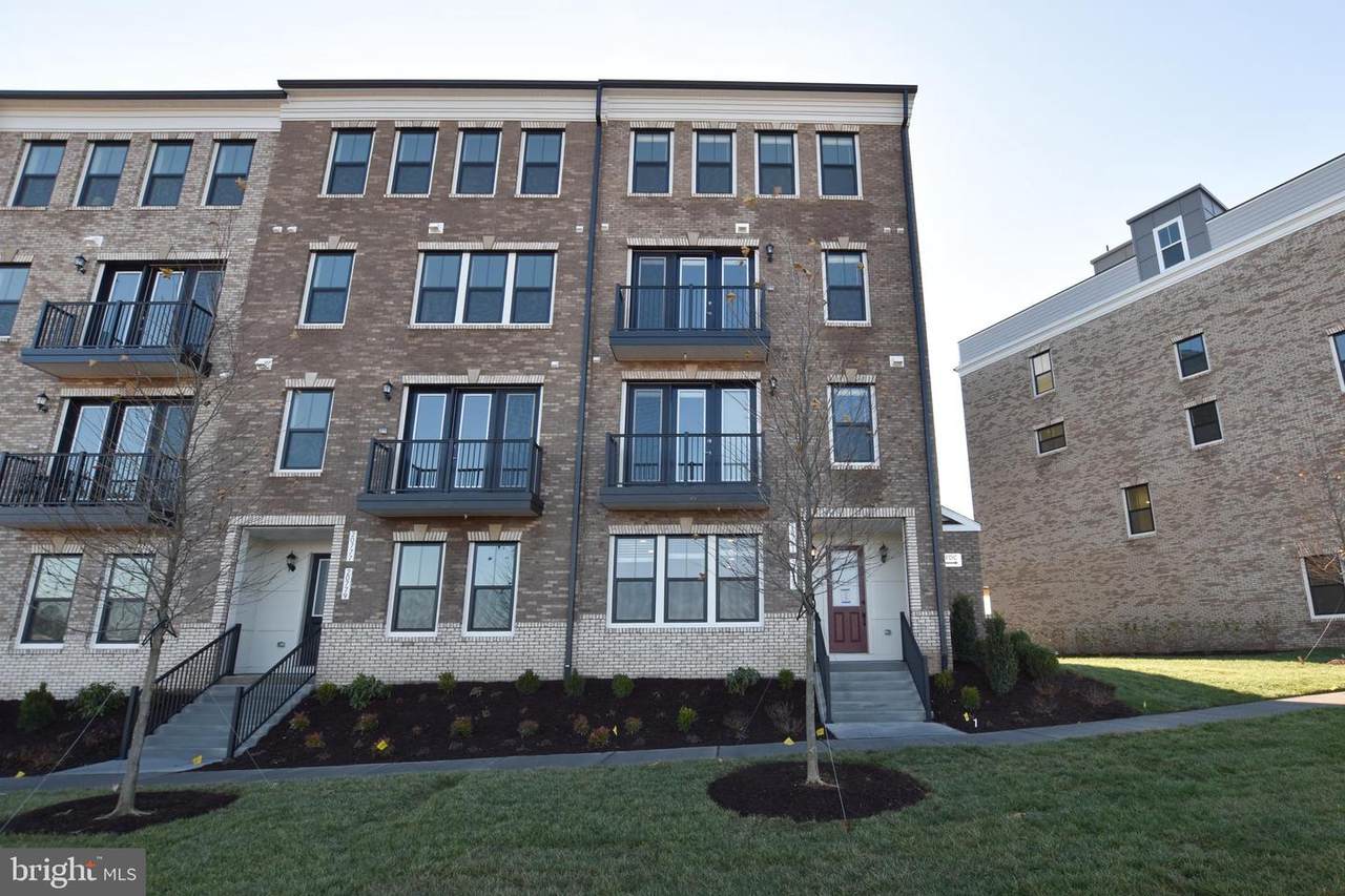 20781 Lamlash Terrace - Photo 1