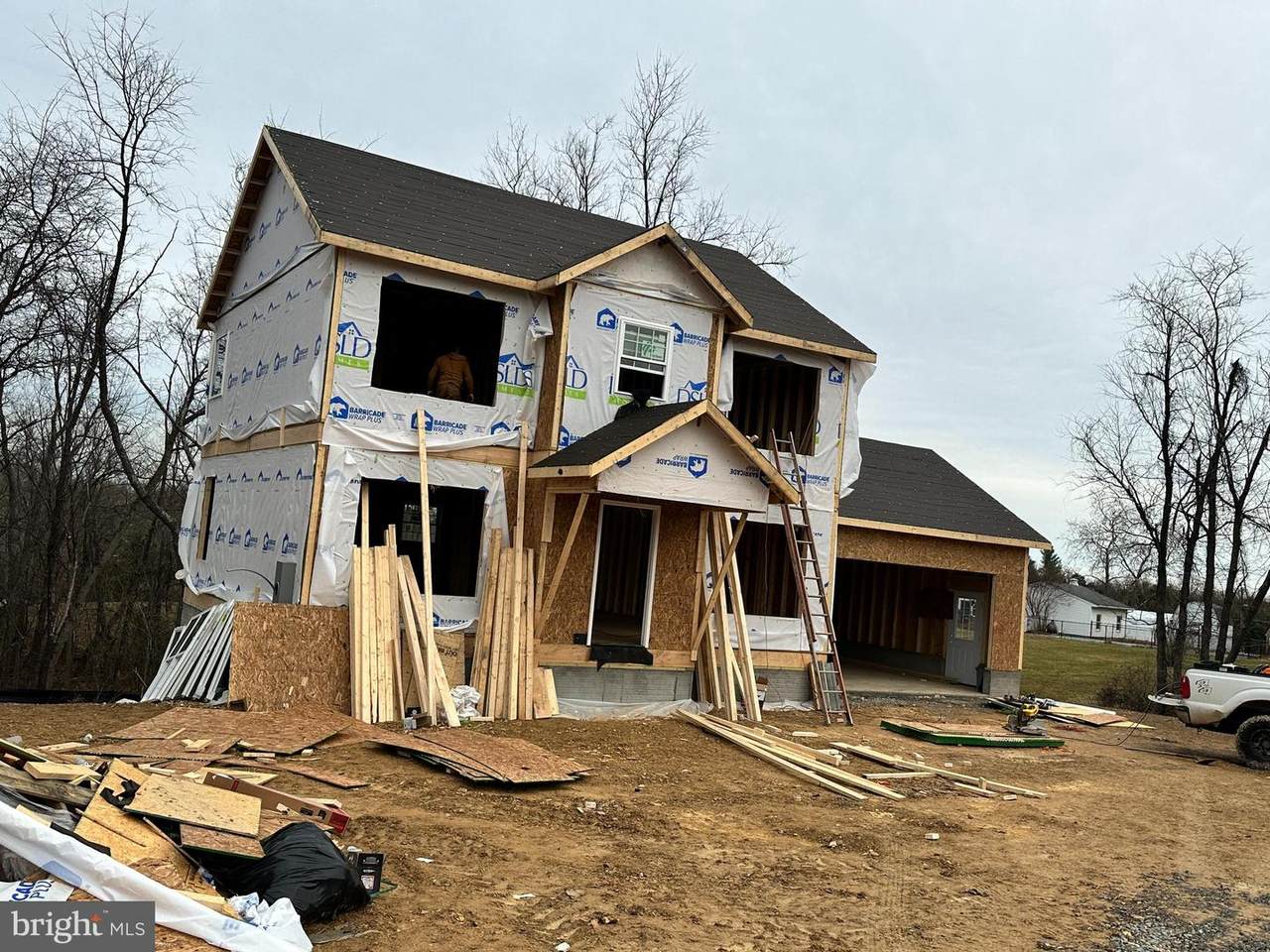 118 Meade Drive - Photo 1