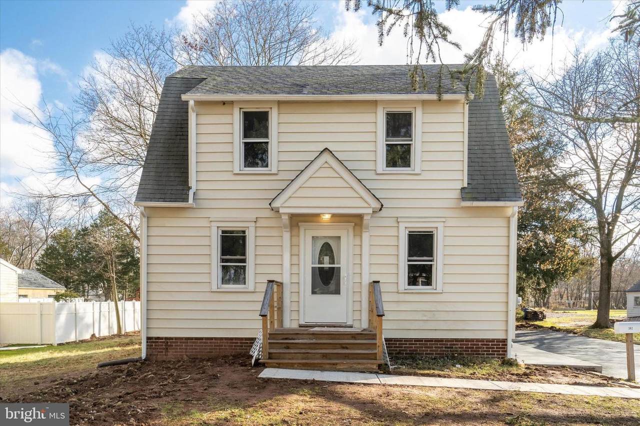 382 Vine Street - Photo 1