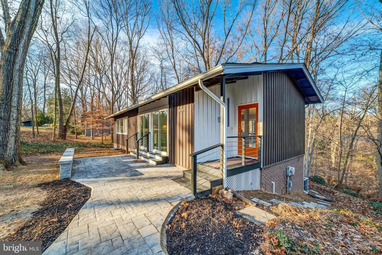 3407 Charleson Street - Photo 1