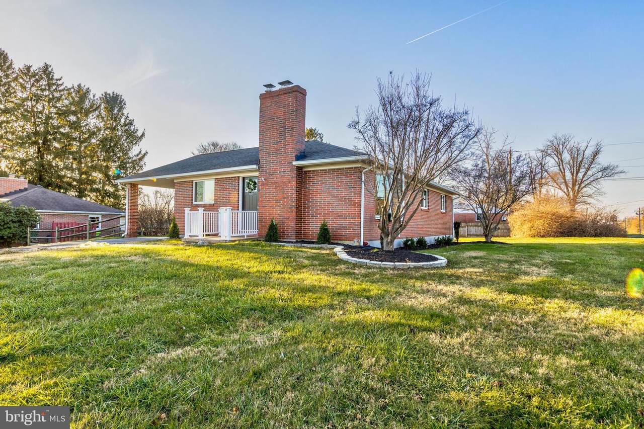 1522 Southview Road - Photo 1