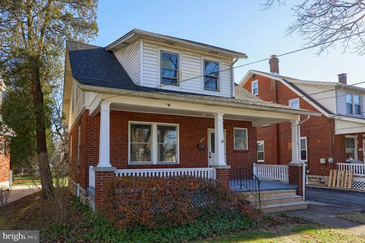 268 Walton Street - Photo 1