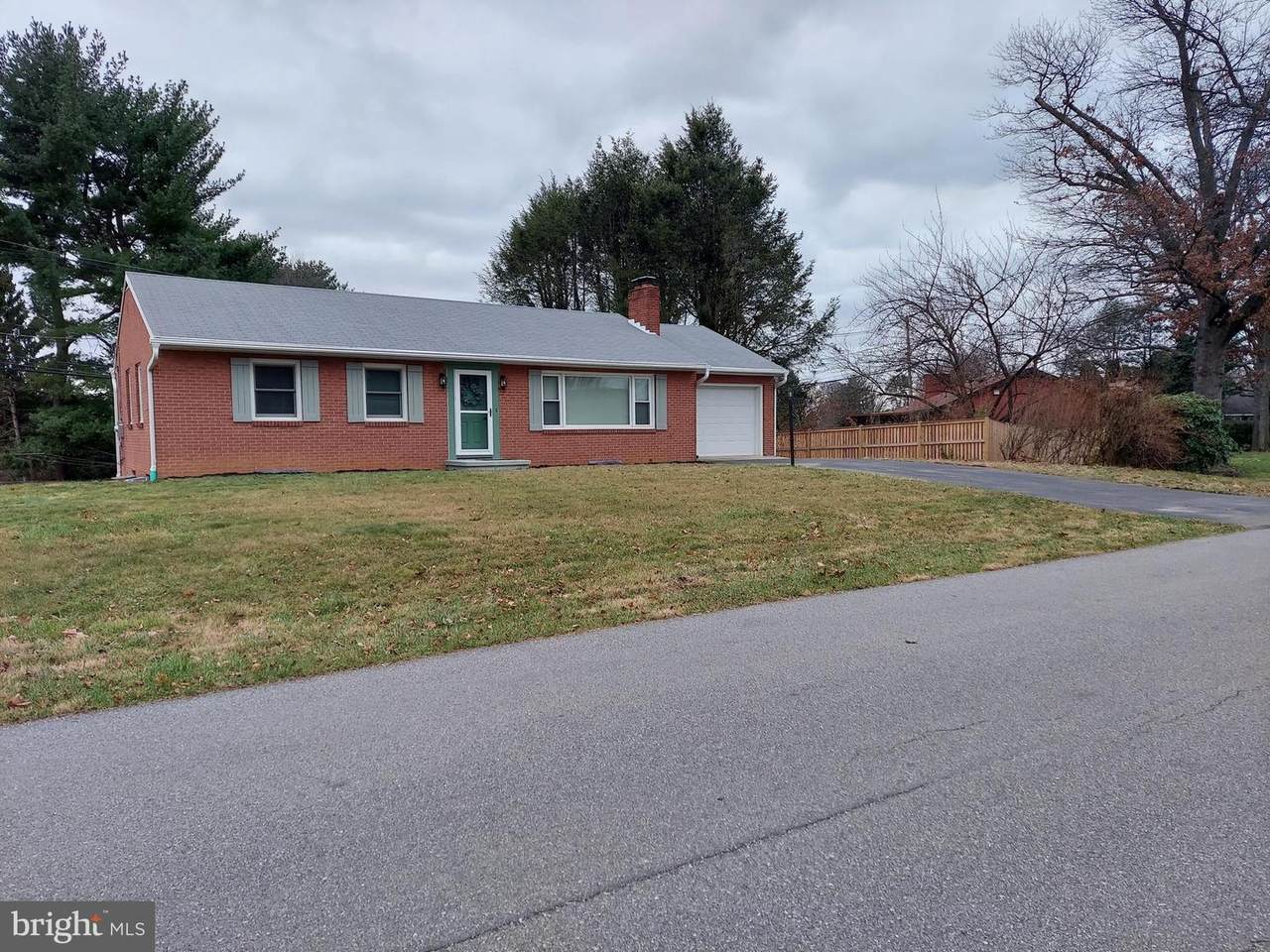 17941 Pin Oak Road - Photo 1