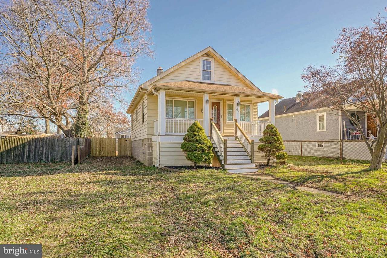 47 Maple Avenue - Photo 1