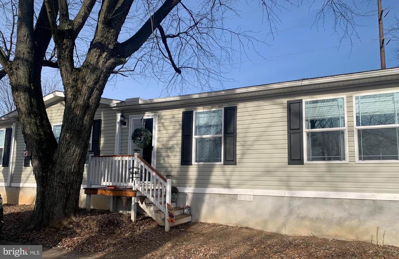 924 Lancaster Pike - Photo 1
