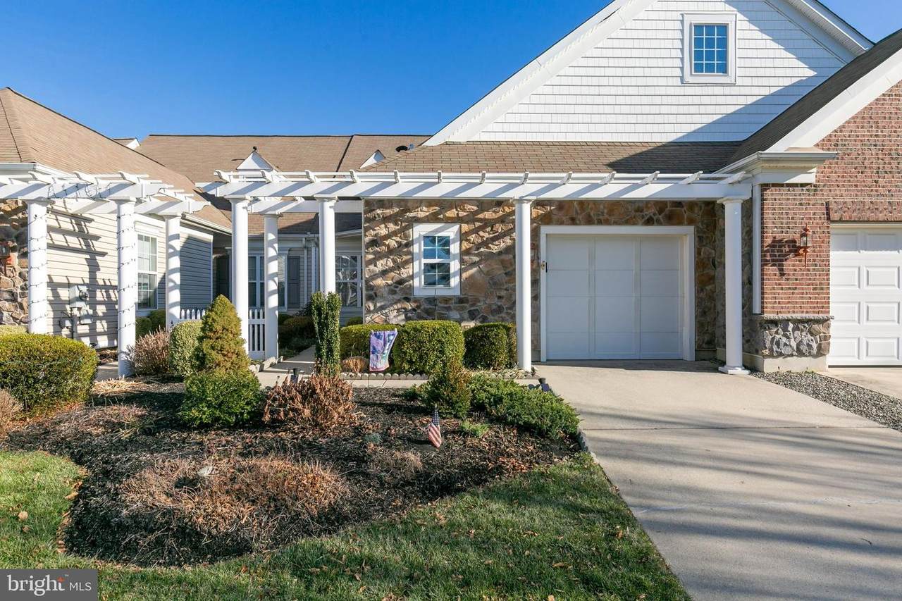 37 Falcon Court - Photo 1