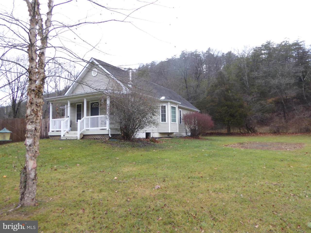 570 Happy Hollow Road - Photo 1