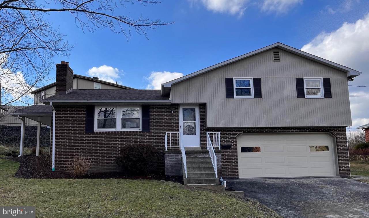 307 Elm - Photo 1
