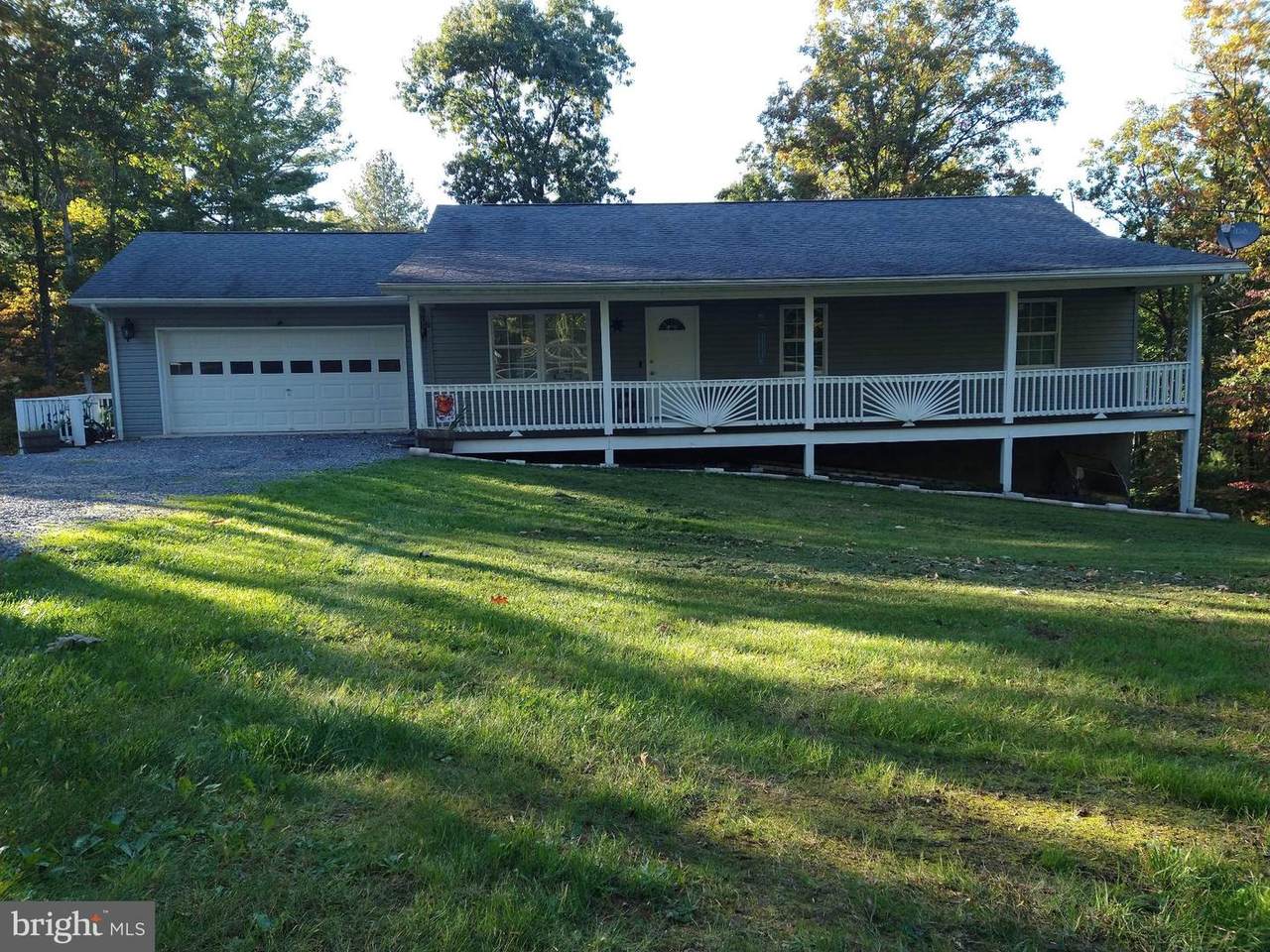 231 Hickory Lane - Photo 1