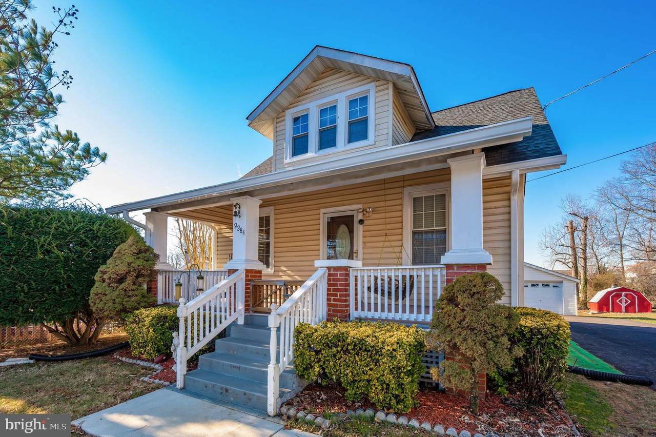 9384 Laurel Road - Photo 1