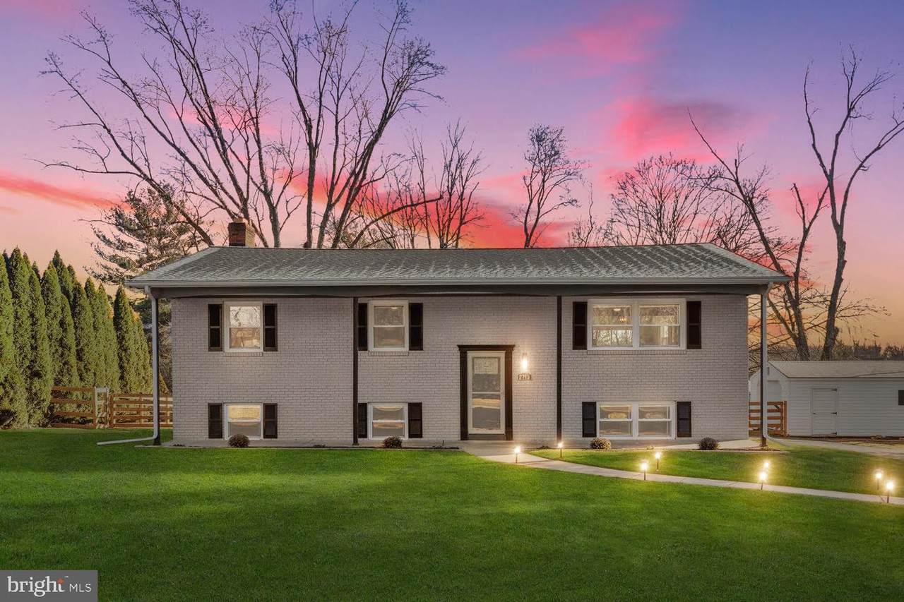 2713 Fallsmont Drive - Photo 1