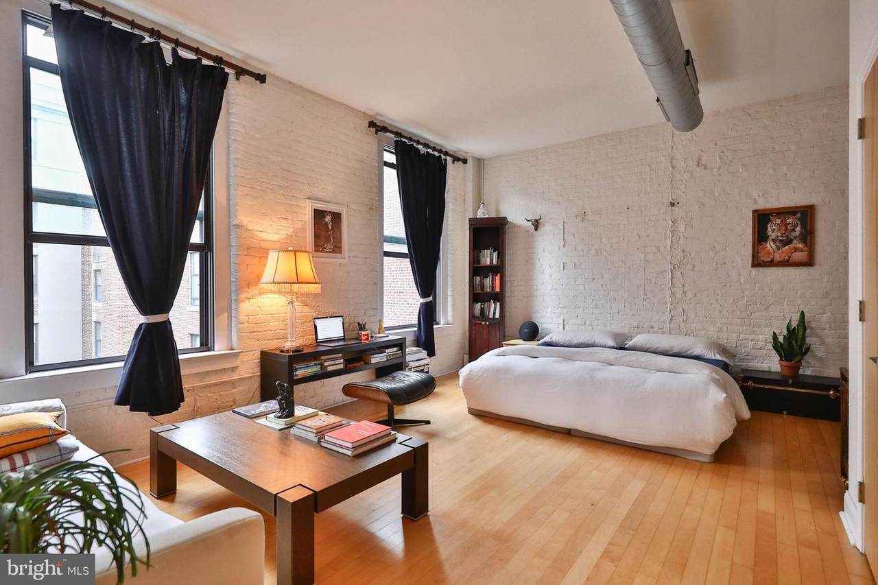 1100 Broad Street - Photo 1