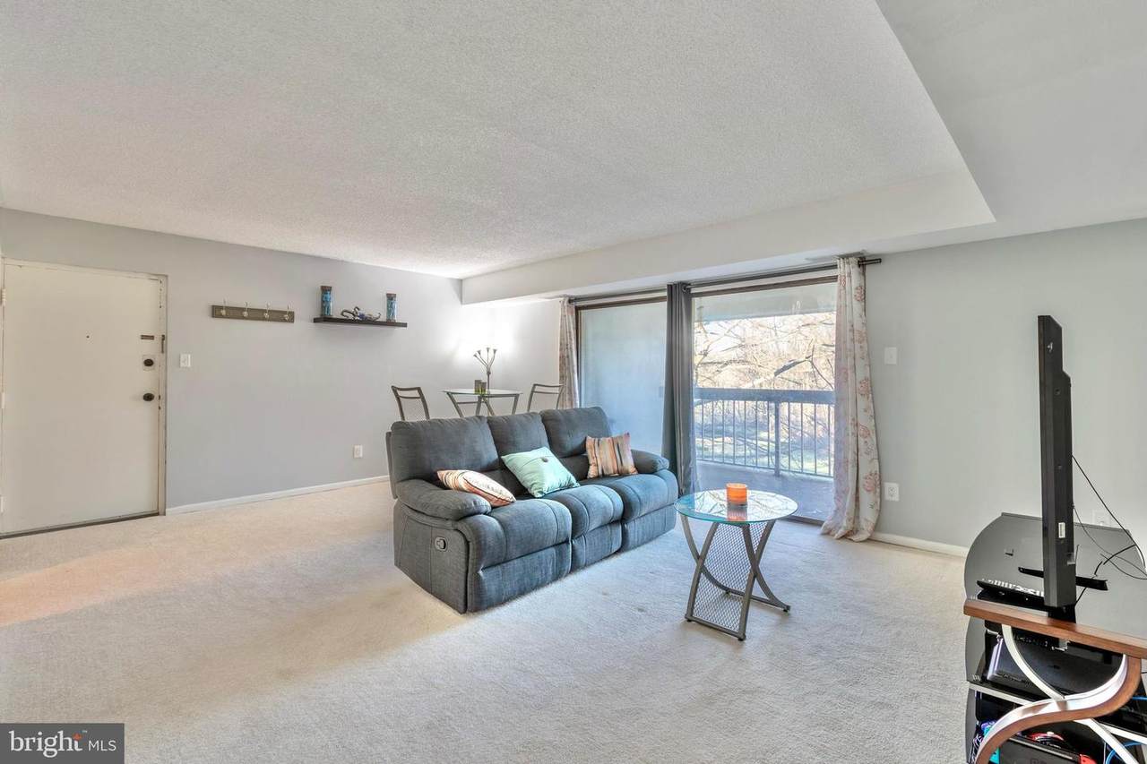 3801 Laramie Place - Photo 1