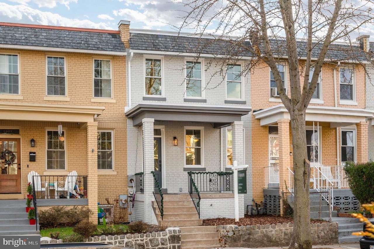 1807 Bay Street - Photo 1