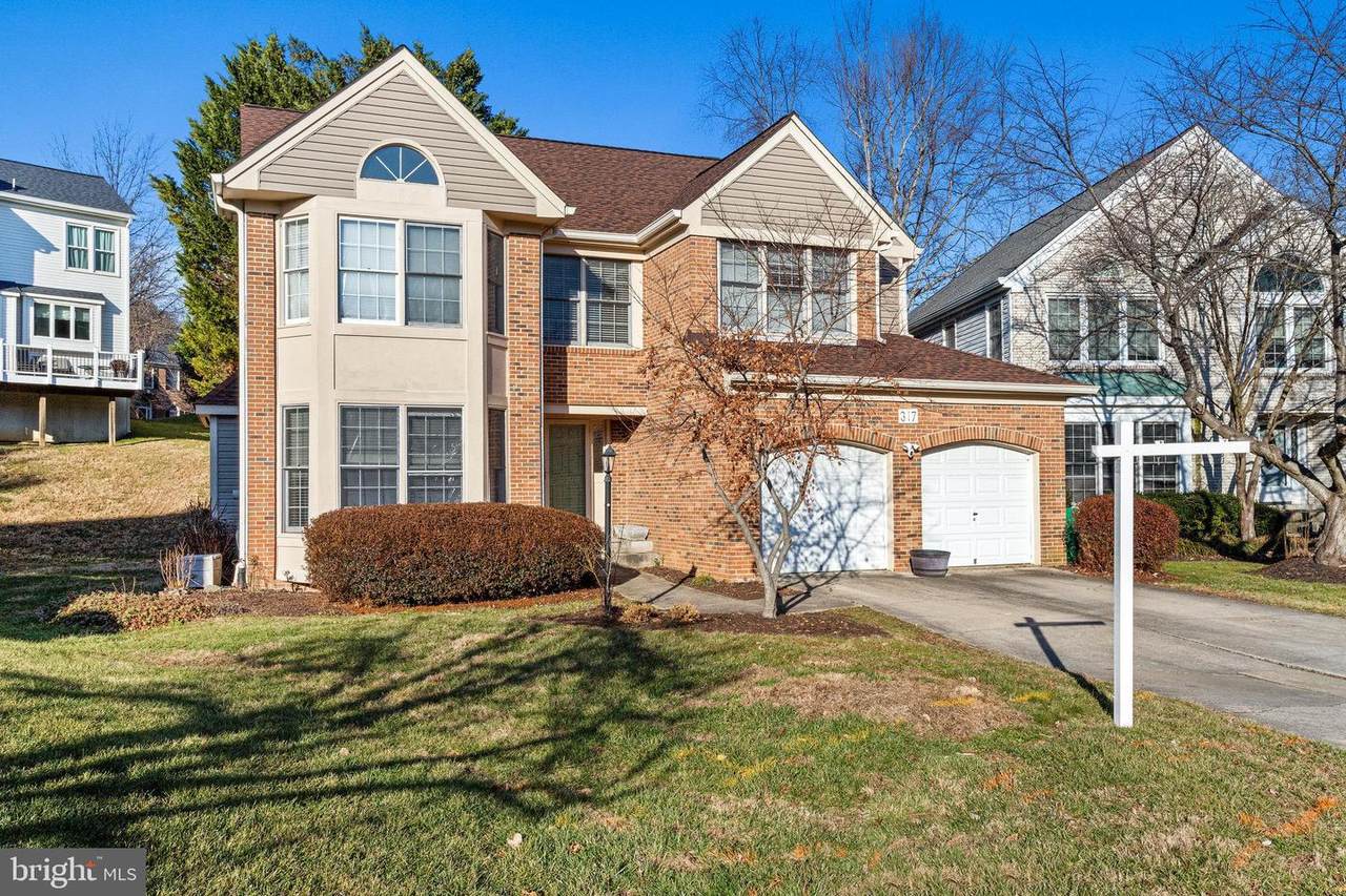 317 Argosy Drive - Photo 1
