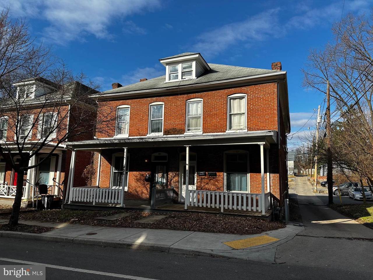 421-423 N Locust St - Photo 1