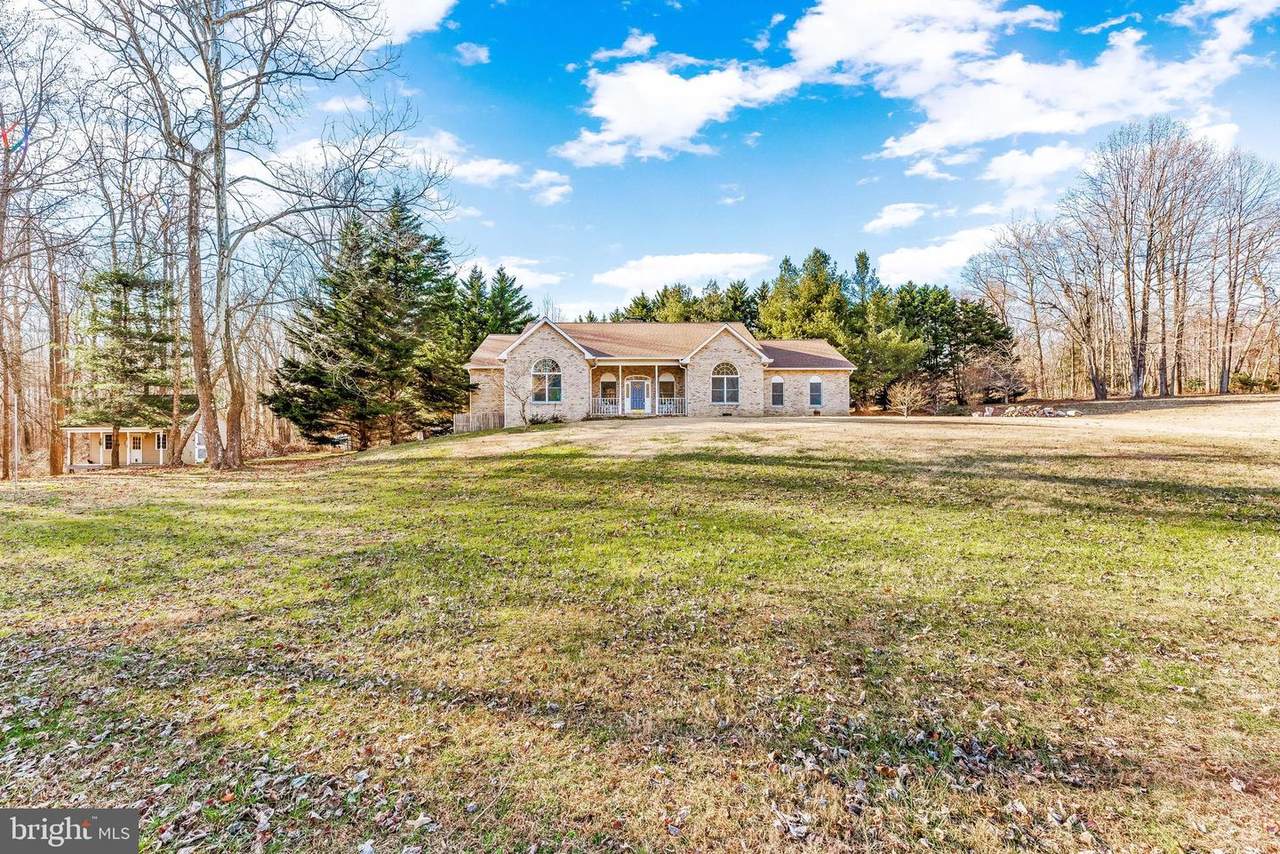 1010 Carson Drive - Photo 1