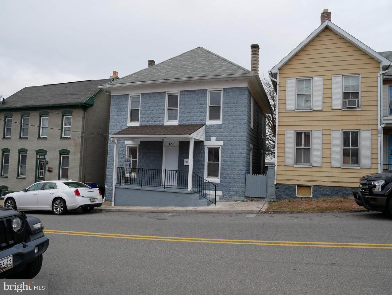 430 E Franklin Street - Photo 1