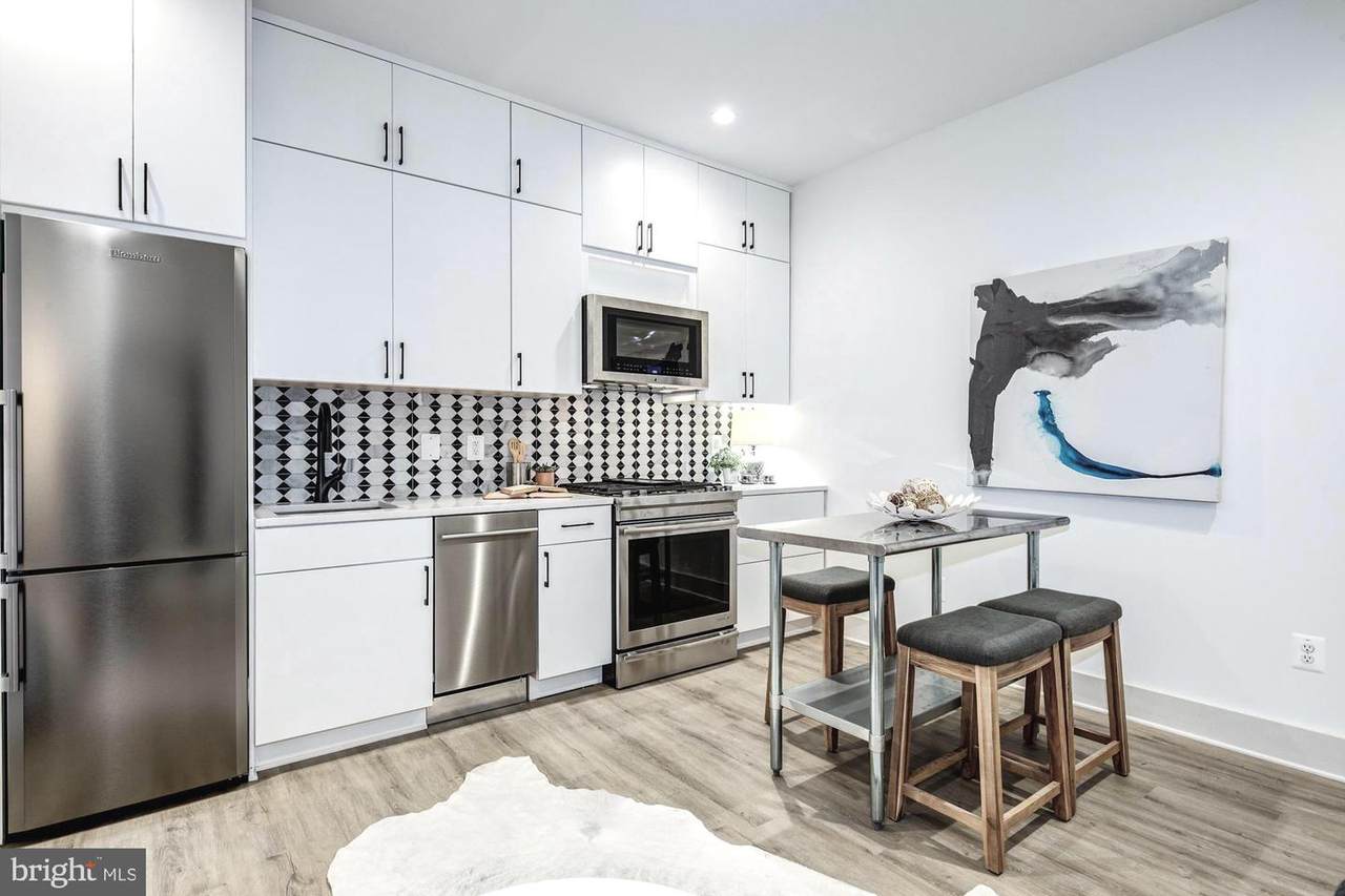256 15TH Street - Photo 1