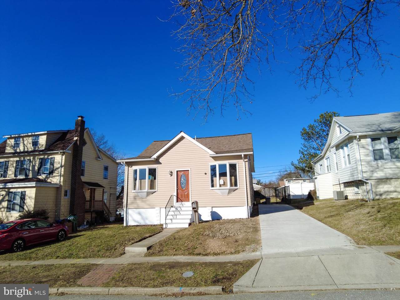 6106 Birchwood Avenue - Photo 1