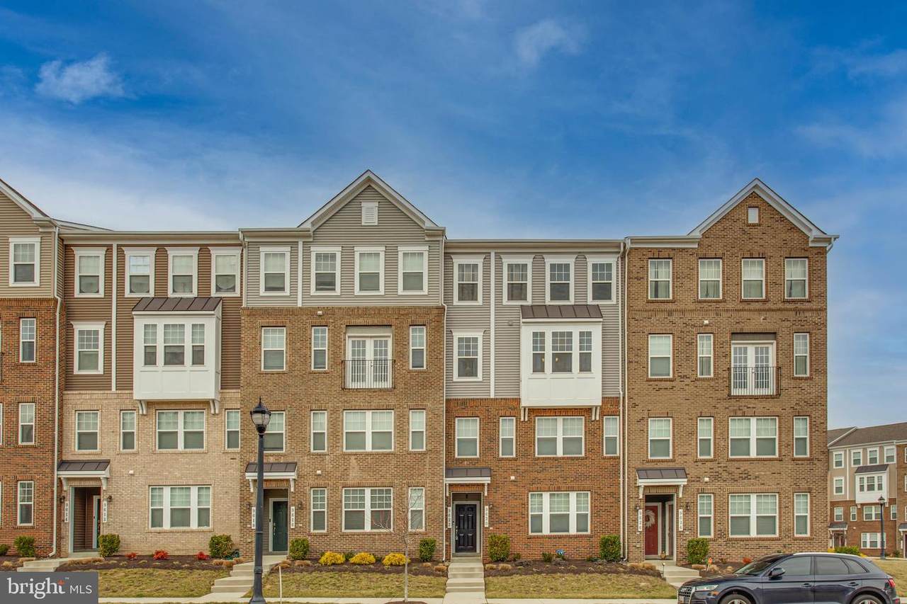 9622 Tealbriar Drive - Photo 1
