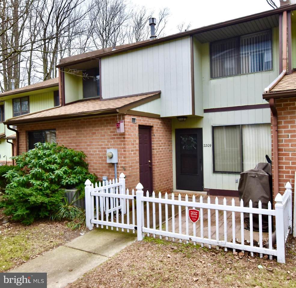 2209 Greenwood Drive - Photo 1