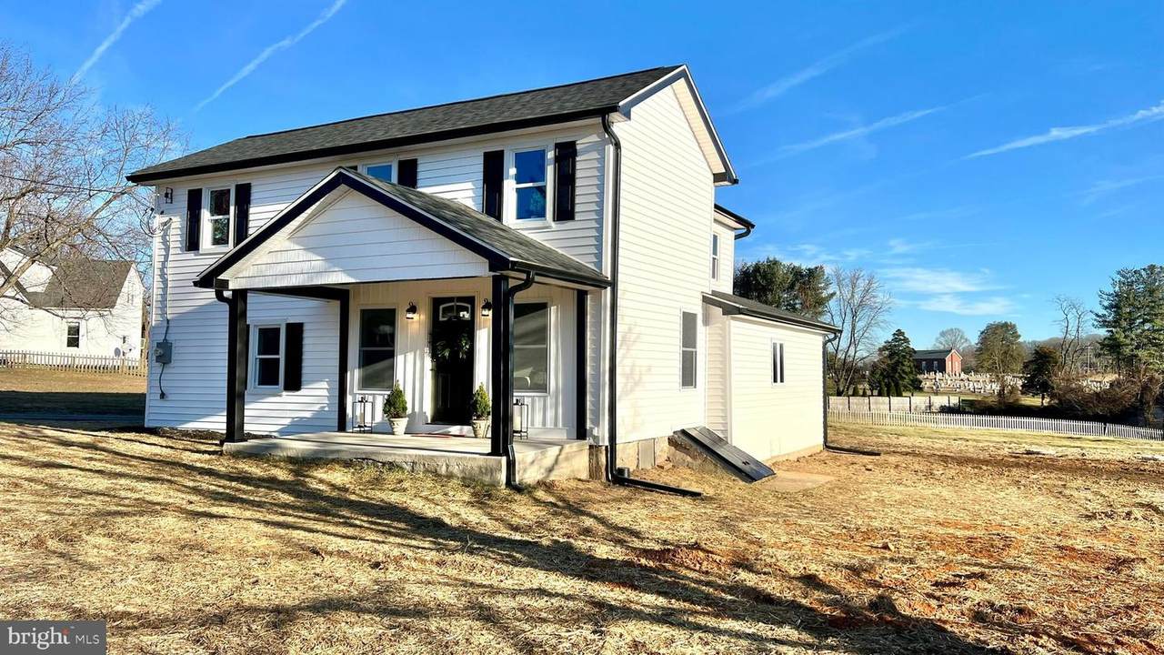 56 Red Barn Road - Photo 1