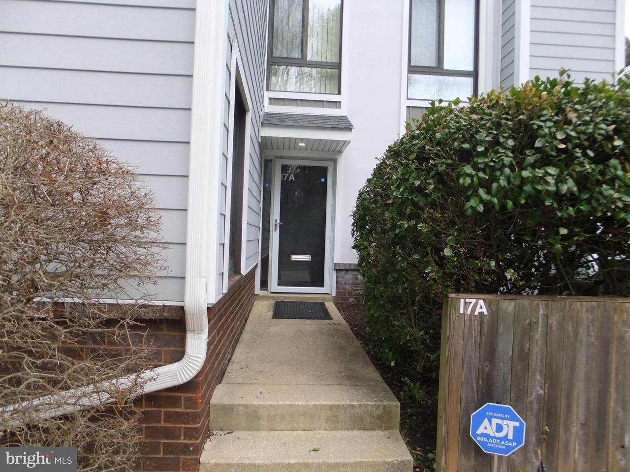 1750 Oakwood Terrace - Photo 1