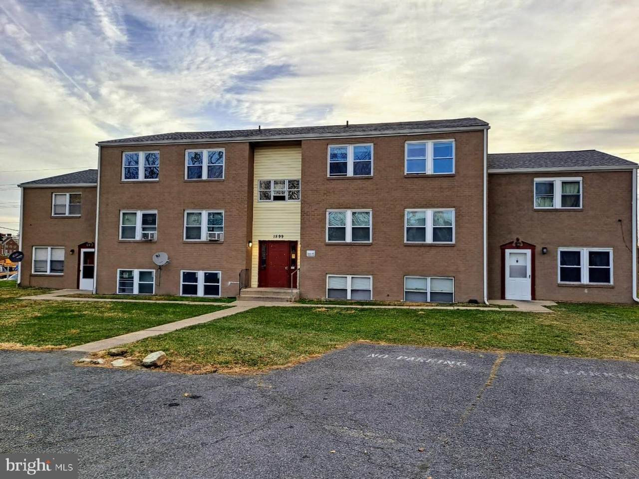 1599 East Street - Photo 1