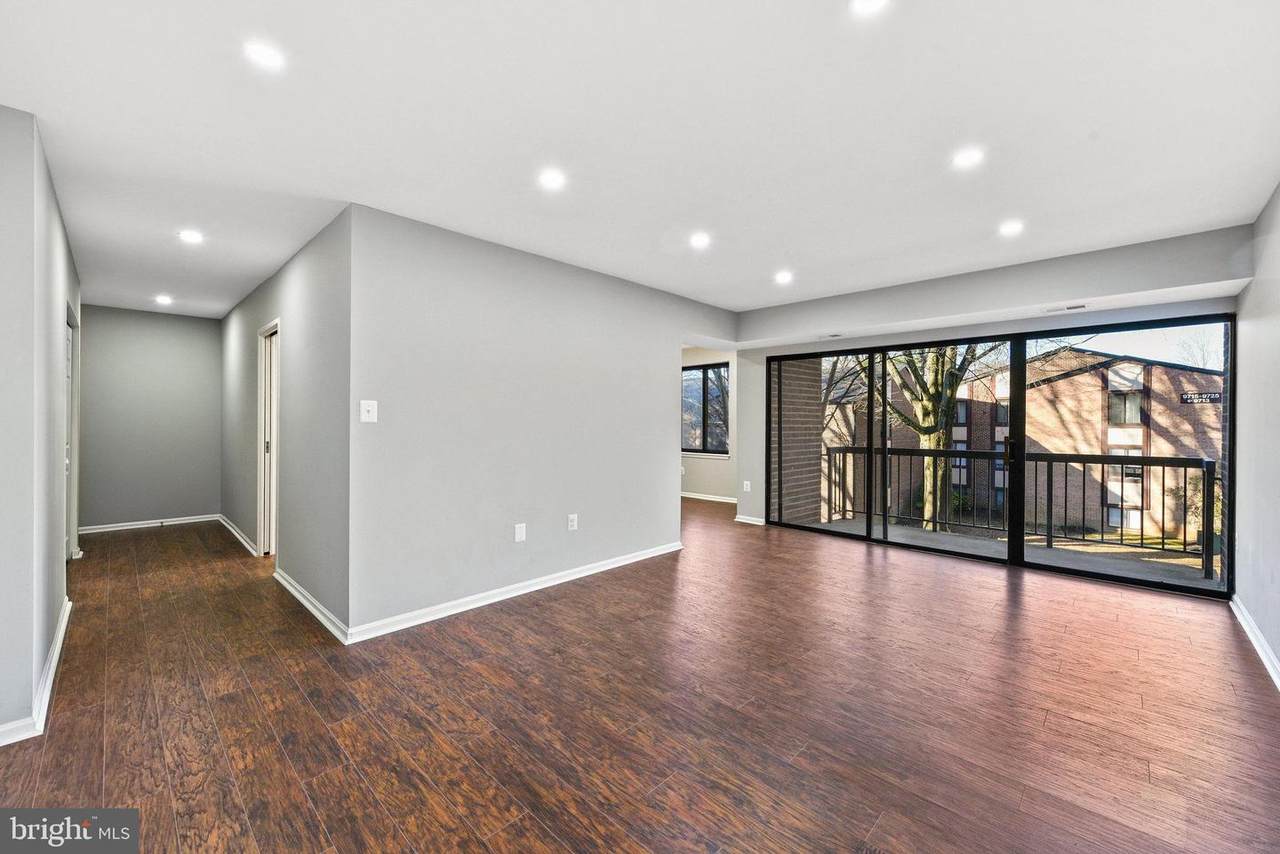 9708 Kingsbridge Drive - Photo 1