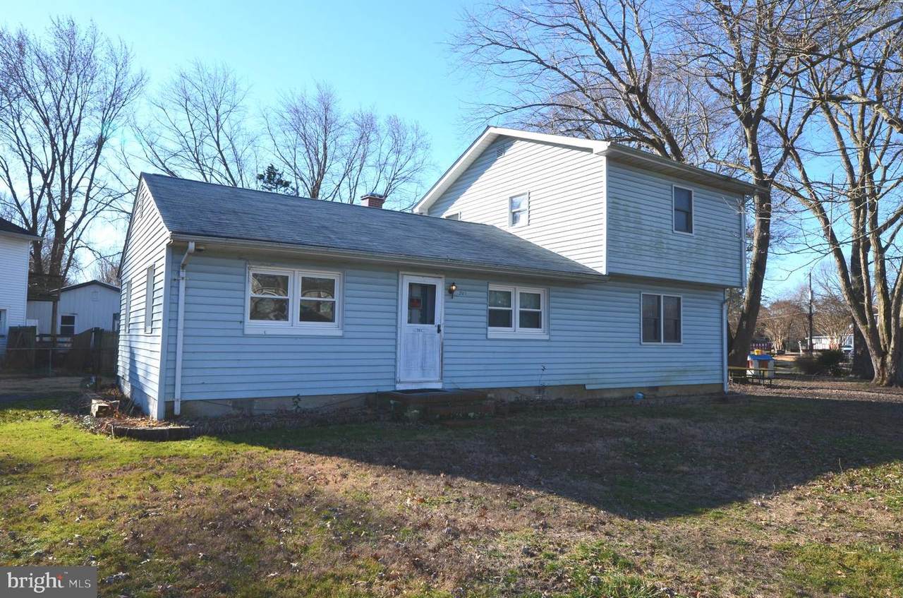 701 Kingfisher Road - Photo 1