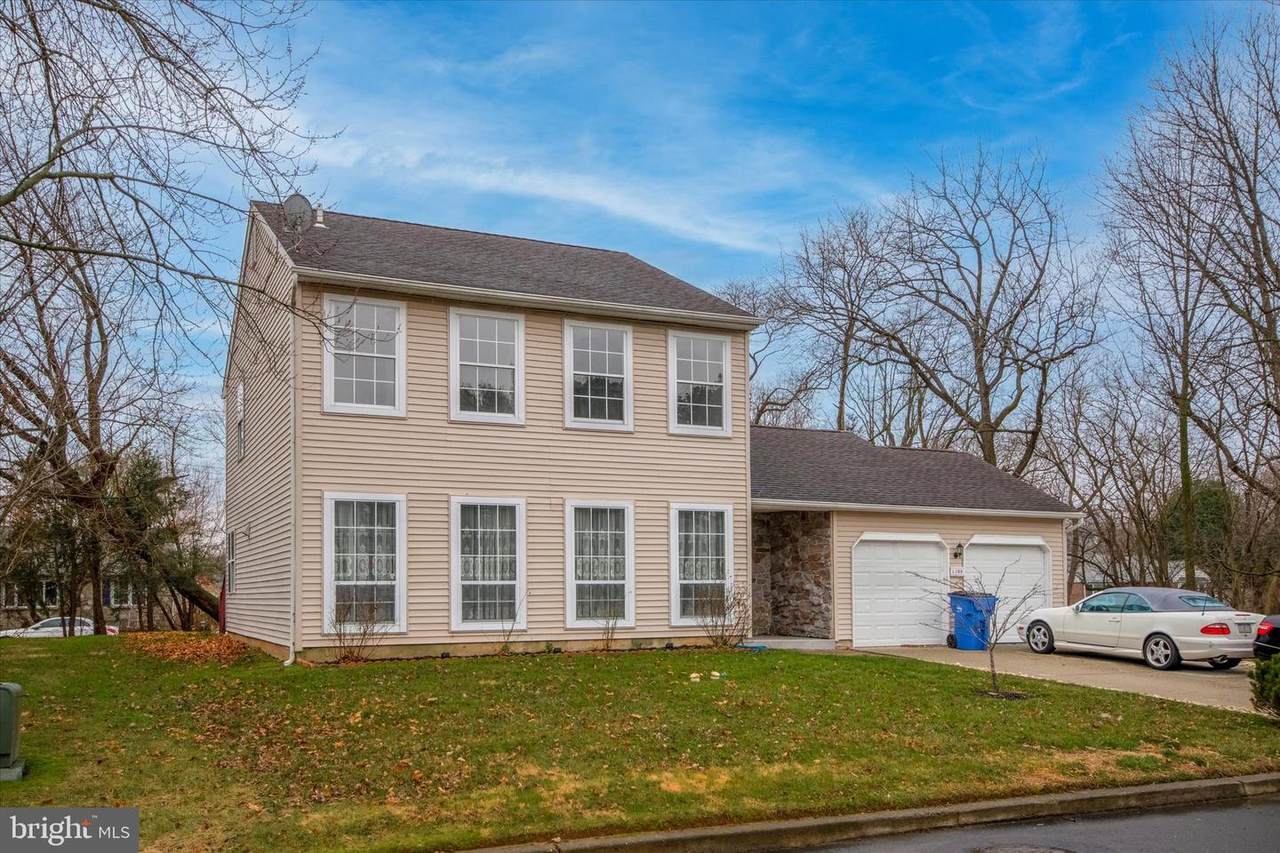 1308 Chancellor Circle - Photo 1