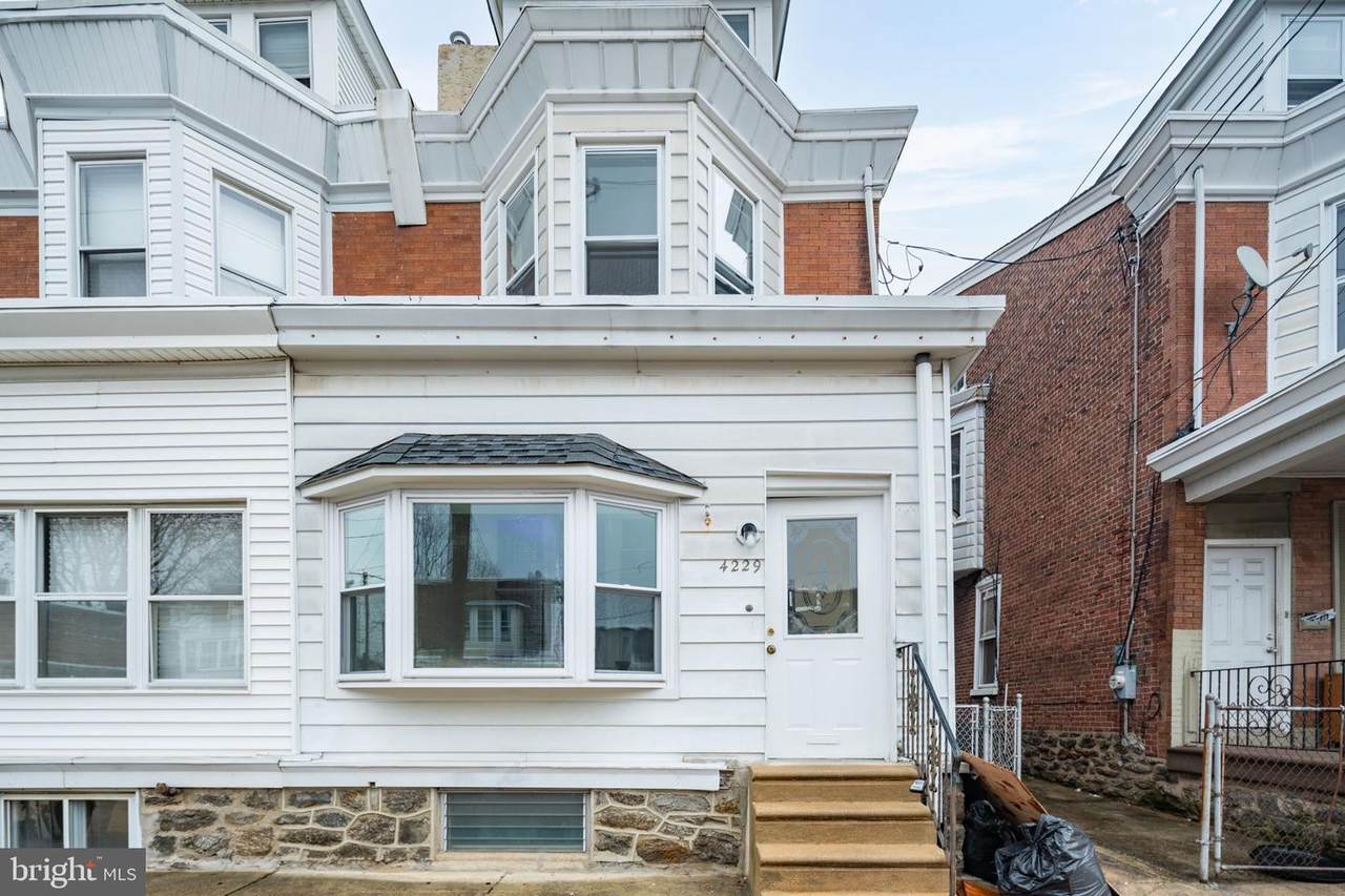 4229 Manayunk Avenue - Photo 1