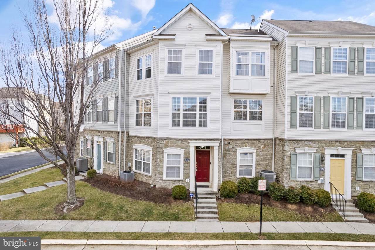 21776 Dragons Green Square - Photo 1